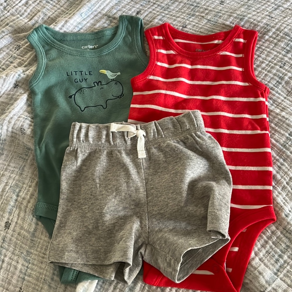 (3m) NWOT - Carters summer set 4/$20